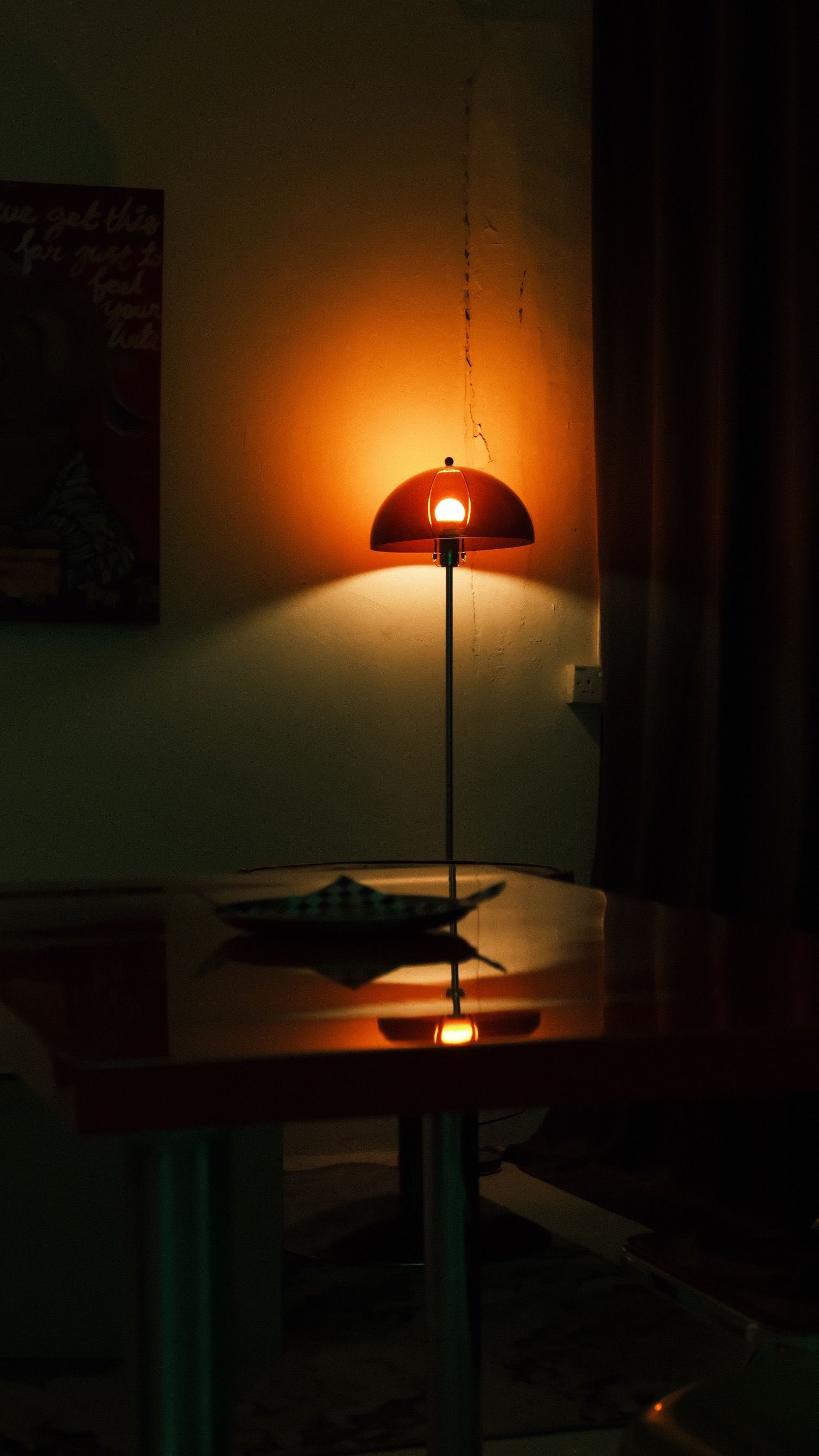 Luminárias de Mesa e Ambientes com Luz Indireta